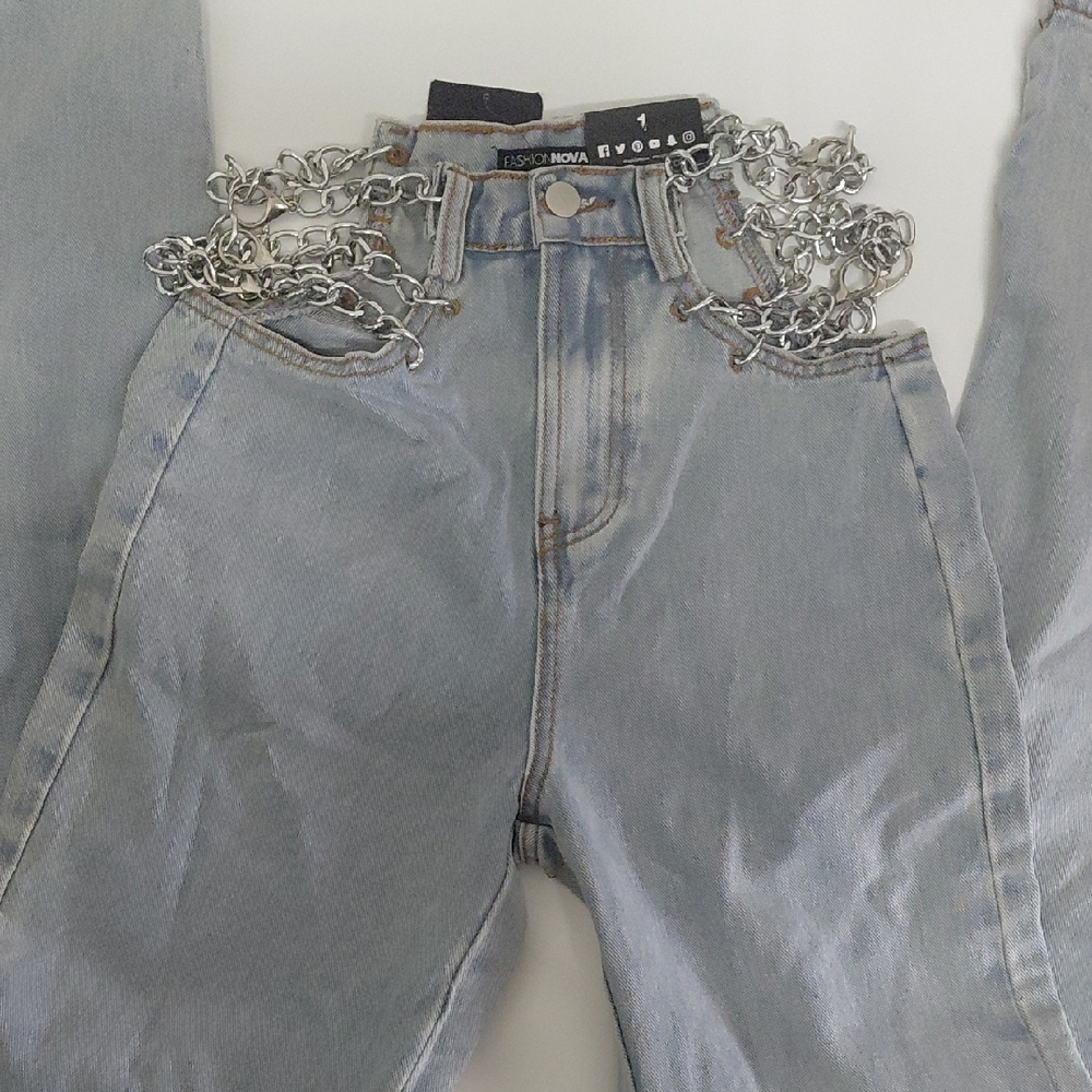 Fashion Nova High Rise Denim Jeans with Silver Chain Accent